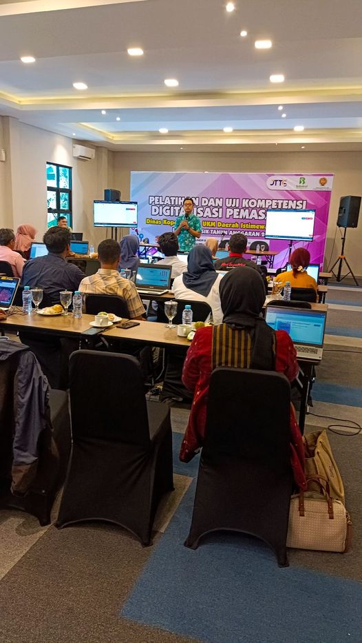Belajar digital marketing bersama Randy Rahman Hussen Praktisi Digital Marketing Semarang