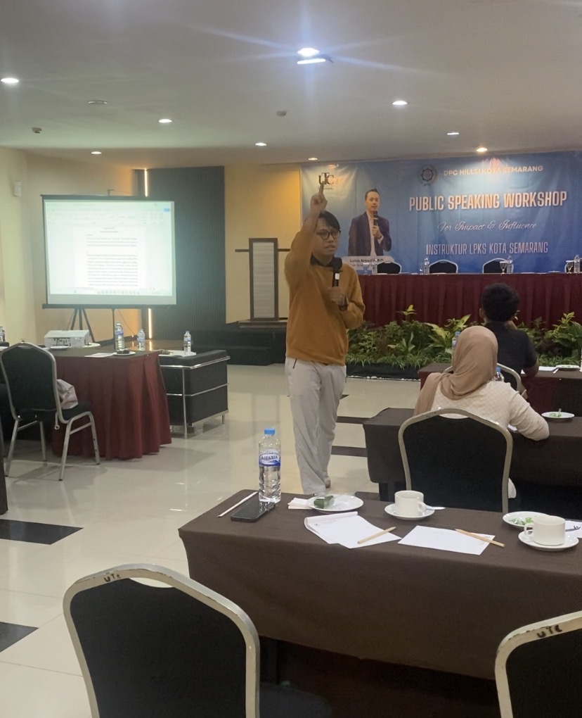 Belajar Public Speaking Semarang: Skill Penting untuk Personal Branding dan Meningkatkan Conversion